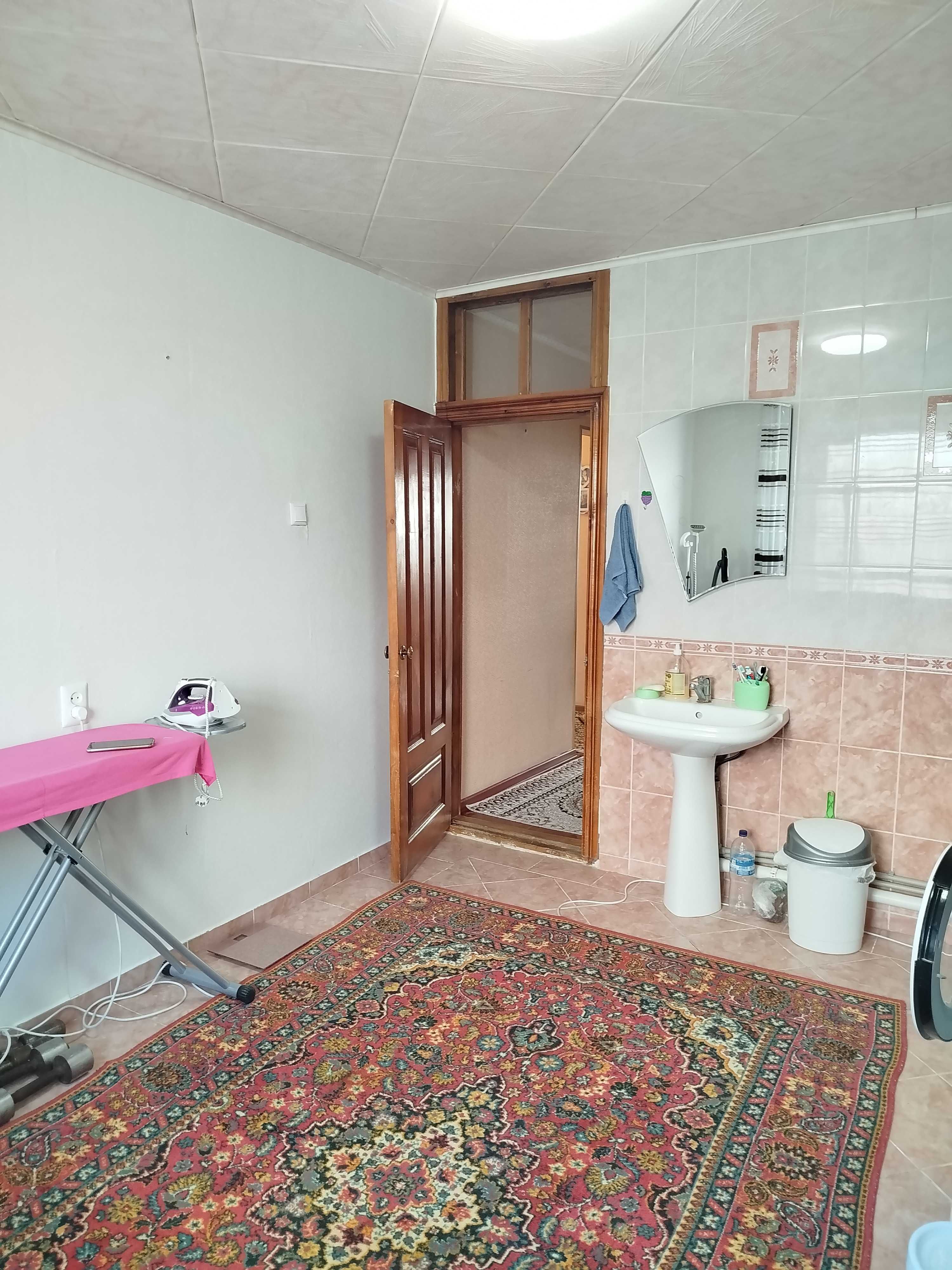№1449 Продам 3 комнатную квартиру, 85 кв.м. ул.Ч.Валиханова.