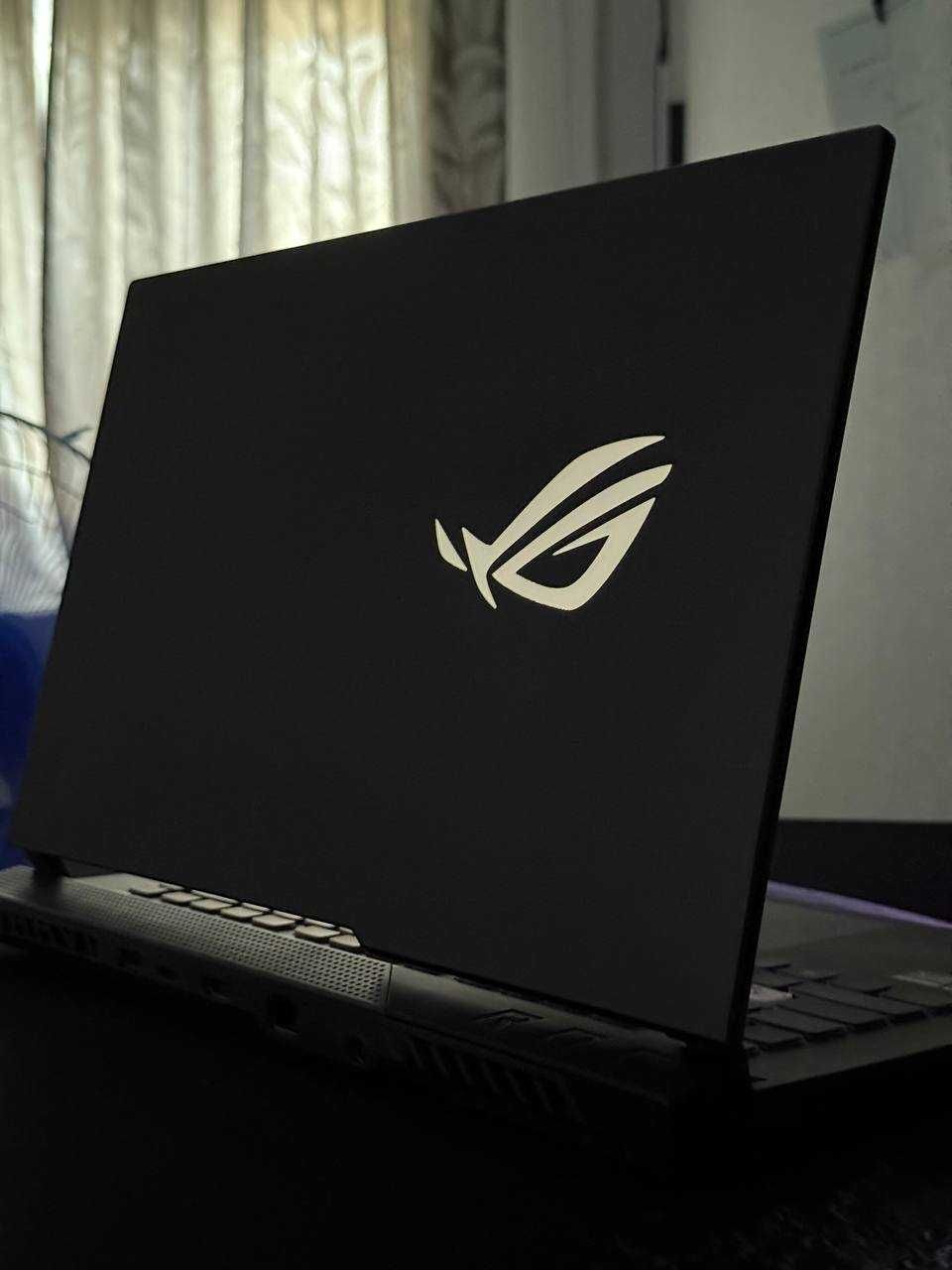 Ноутбук Asus Rog Strix G513 144Hz 3050Ti Ryzen 7 4800H ОЗУ 16 SSD 512