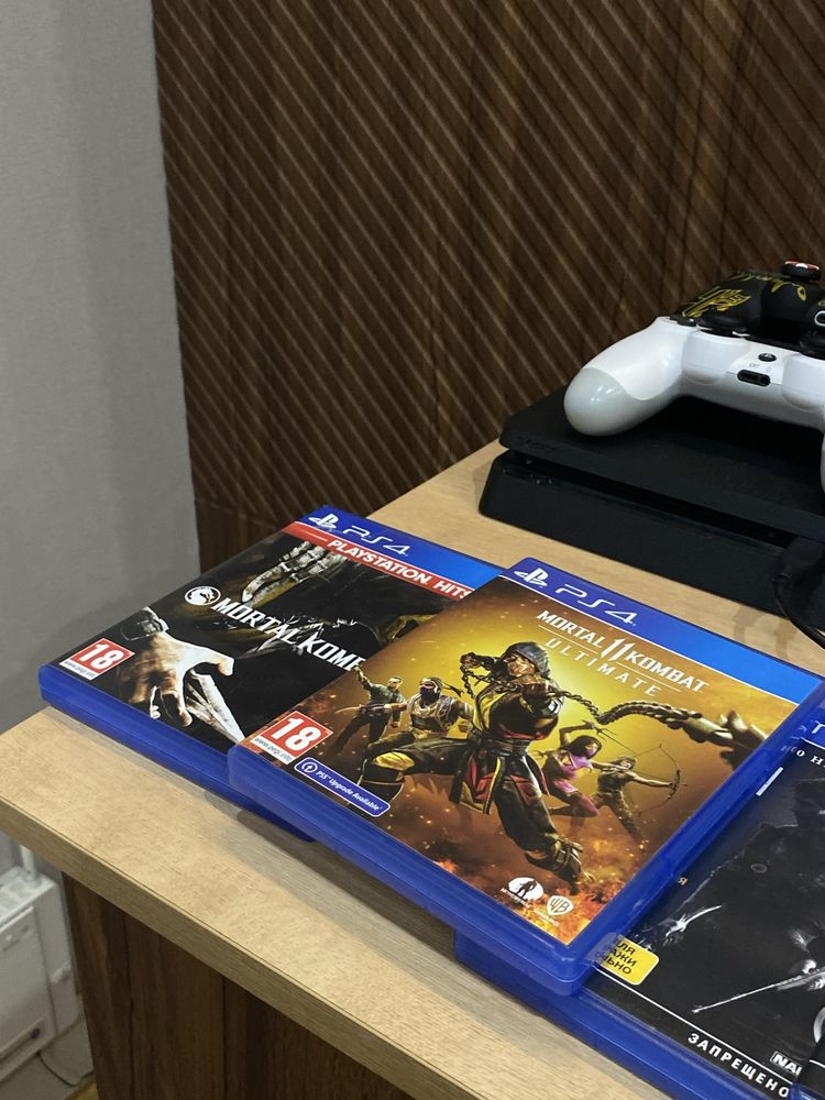 Игровая приставка PlayStation4