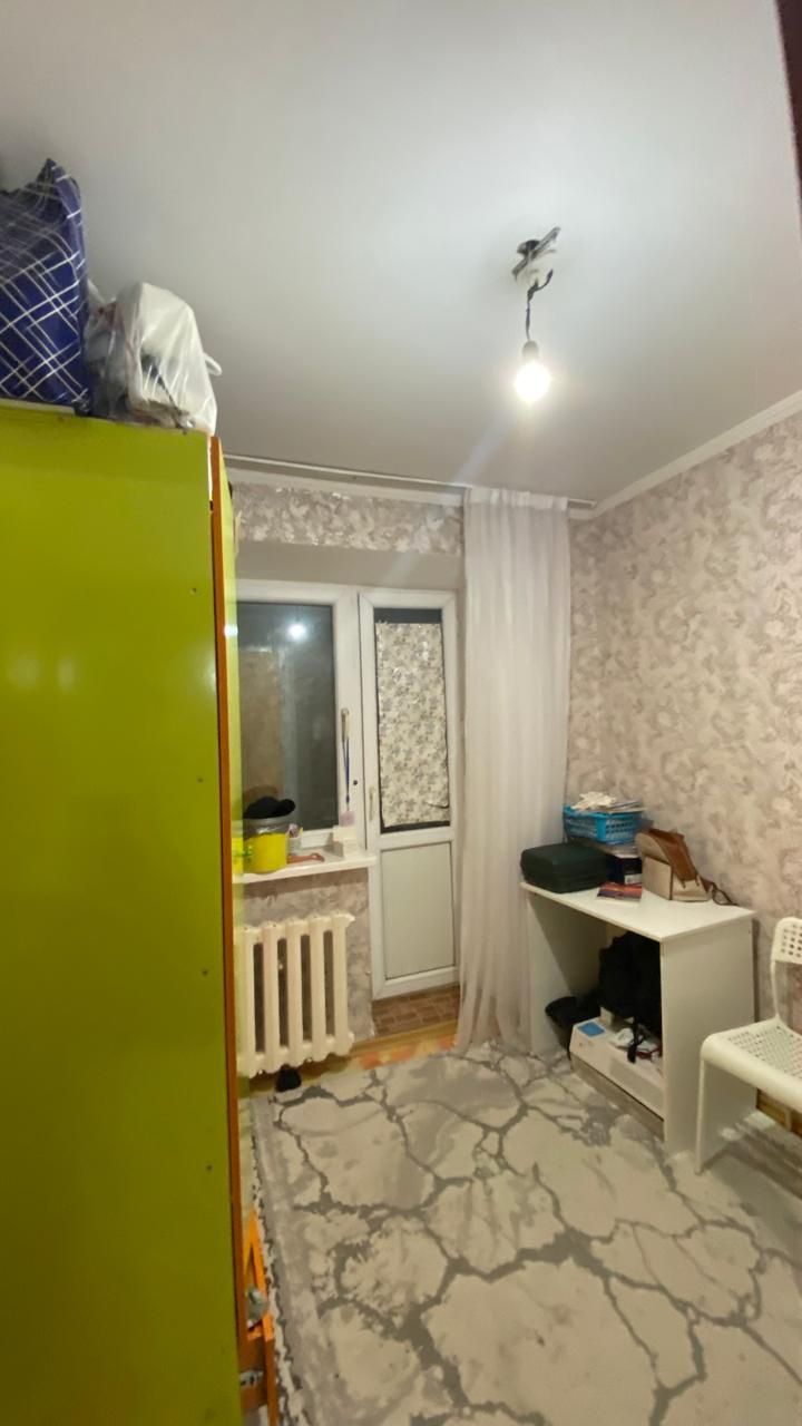 СМП 136, 2 дом 4 комн квартира сатылады