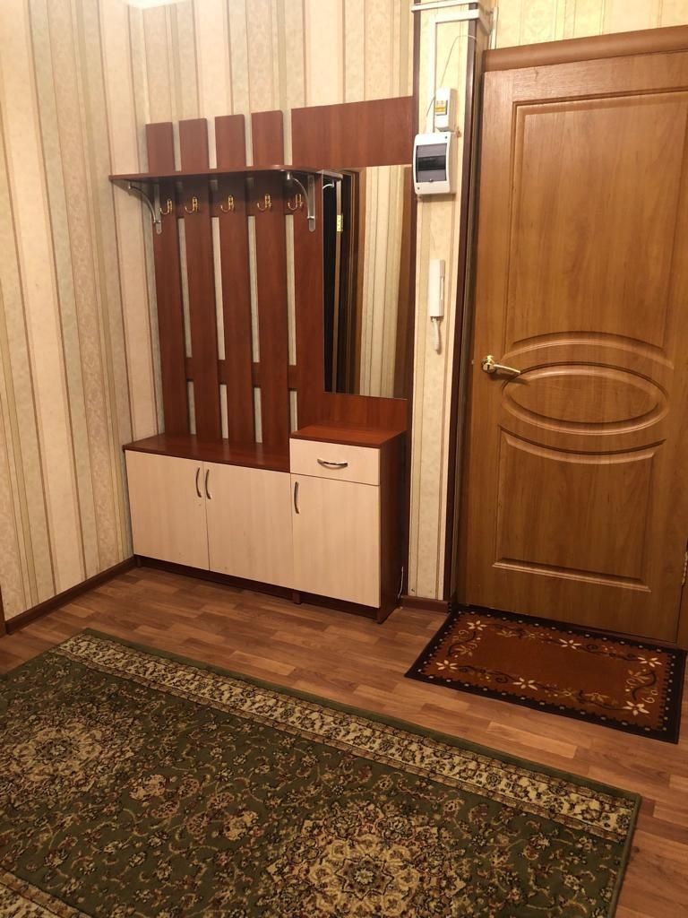 Меняю 3ком.кв.на 2ком.+доплата,или 1ком+1ком.+доплата, или ПРОДАМ