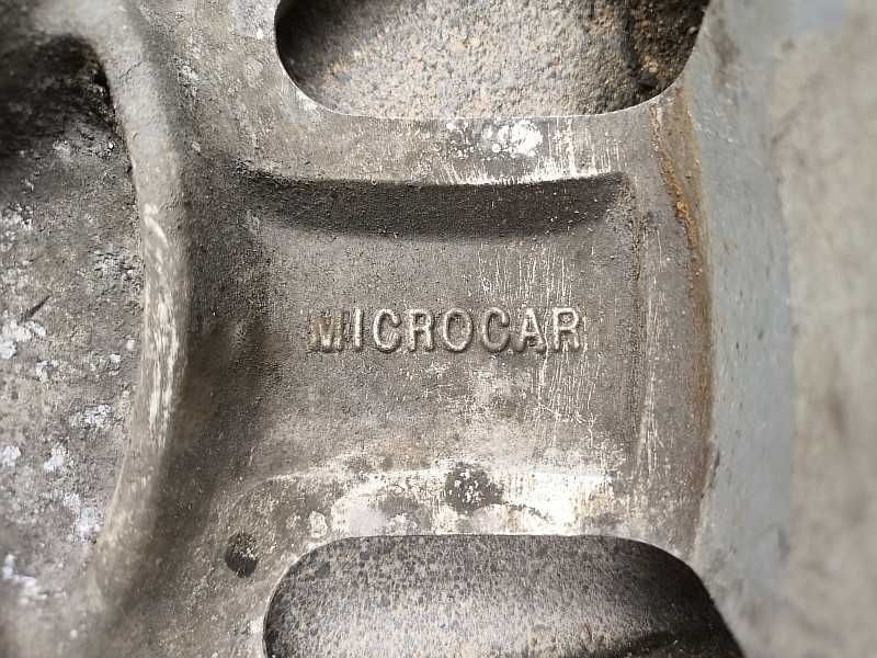 Продам оригинальные легкосплавные диски на автомашину Microcar