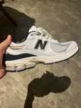 New Balance 2002r