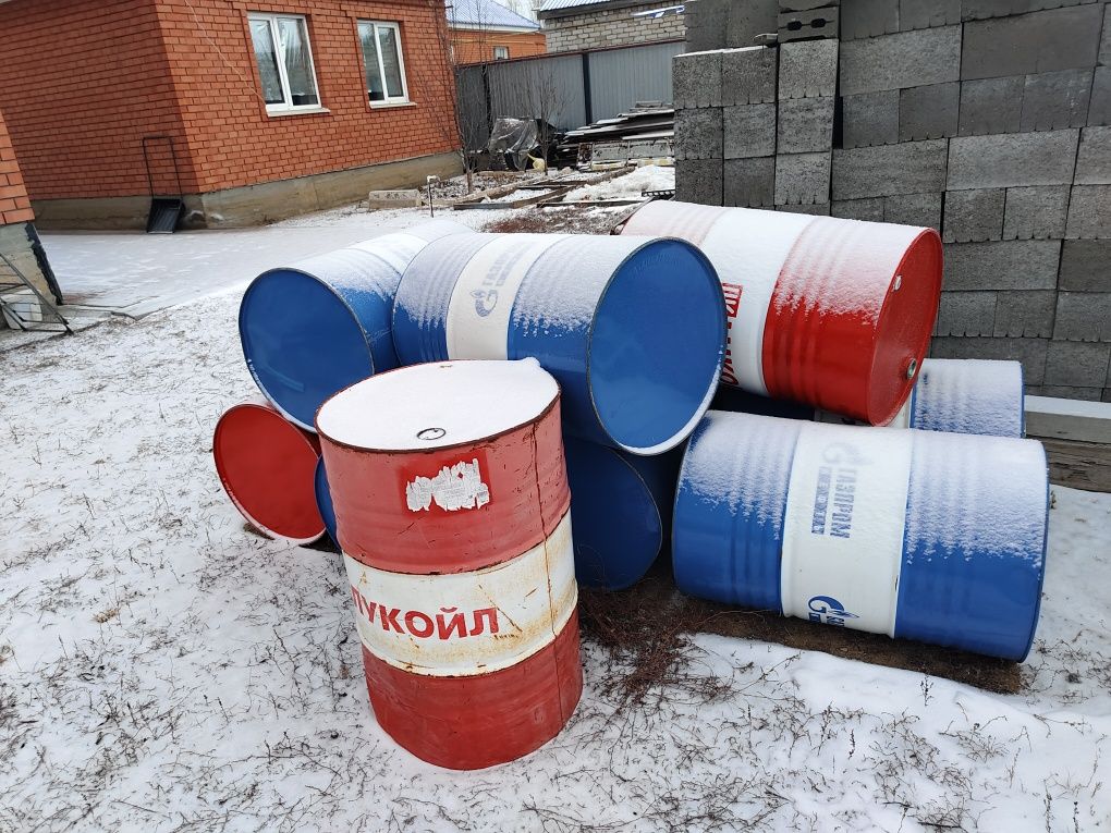 Продам бочку 200 литр а хорошем состояние