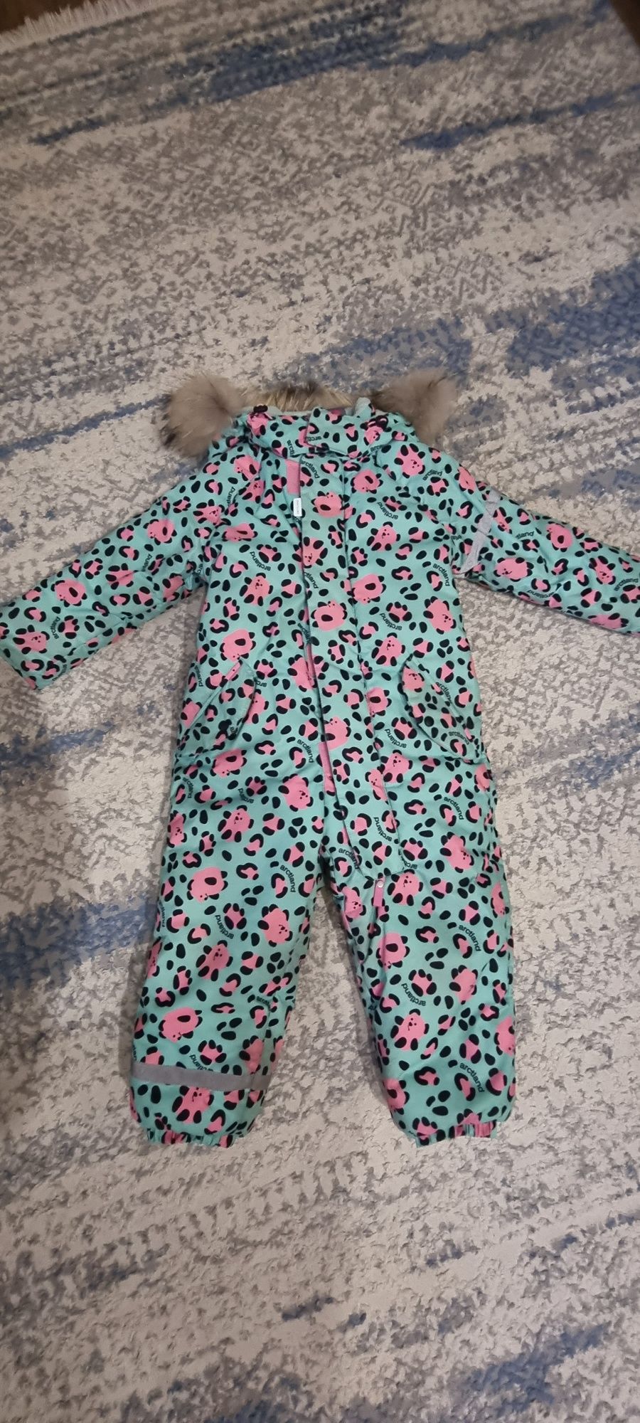 Продам зимний комбинзон
