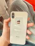 Продам телефон iphone10, коробка документы всё есть