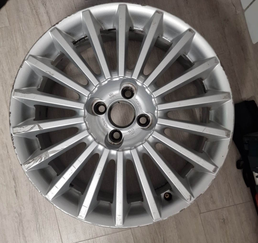 Диски R17 4*100.