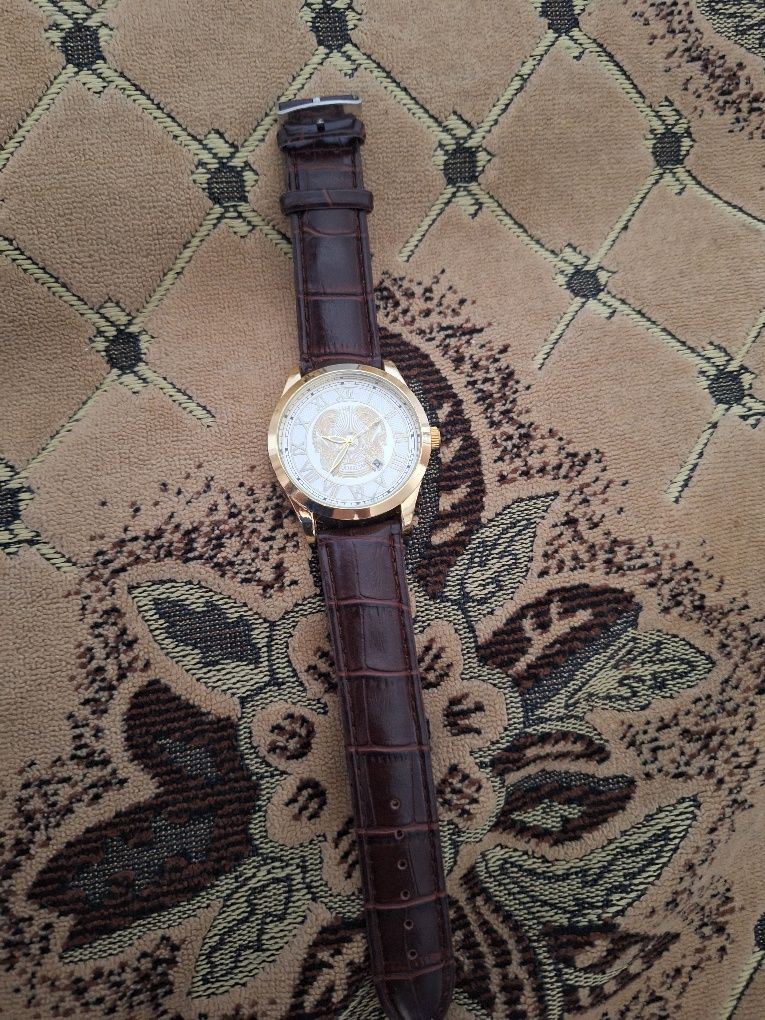 Продам часы 32шт