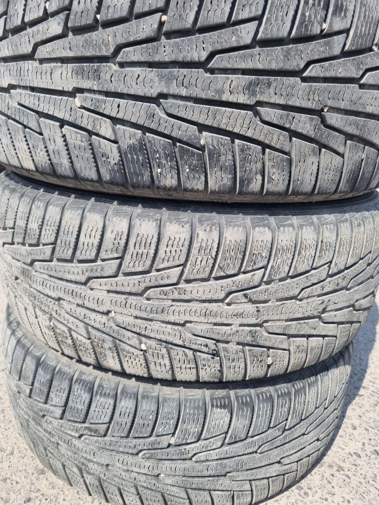 Шины   215/55 R17