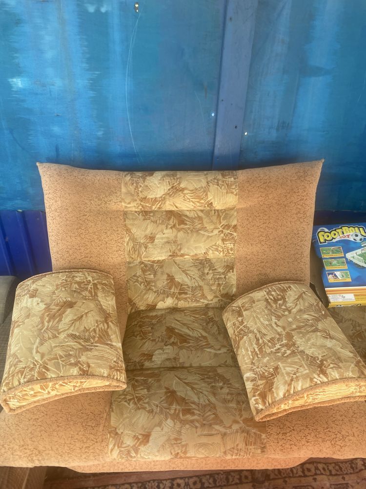 Продам мягкие кресла (2 шт.) без доставки