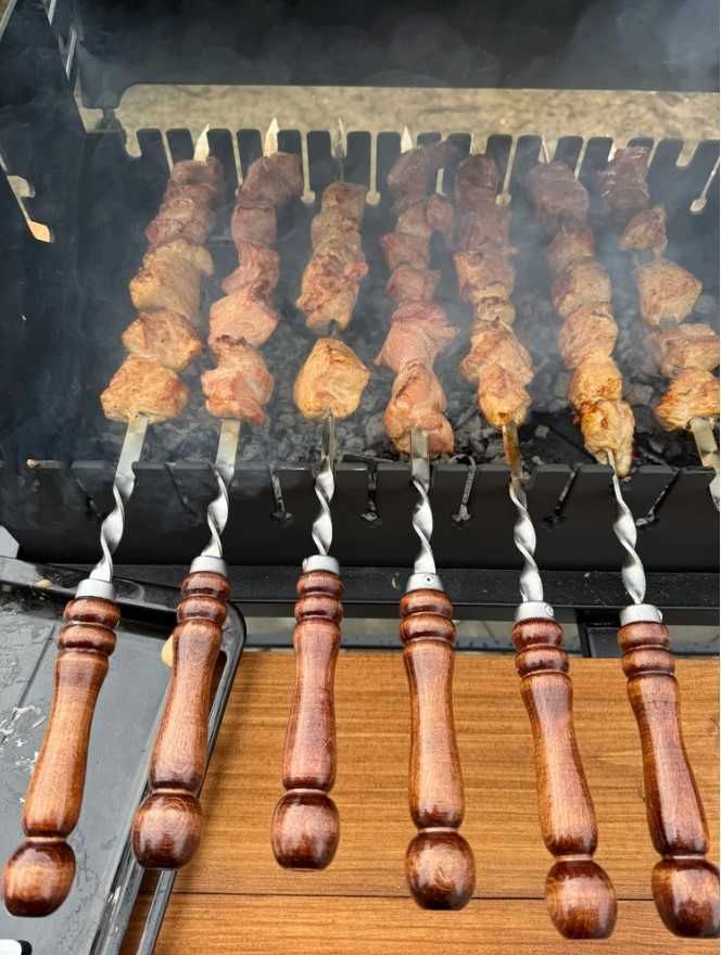 Шашлычный набор 18в1–Идеальный подарок для ценителей вкусного отдыха!