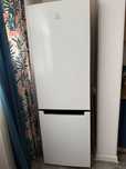 Холодильник Indesit