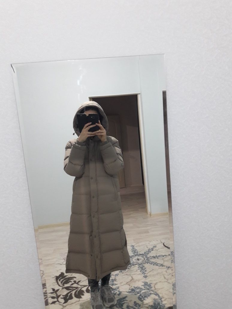 Зимняя куртка Uniqlo модель Topten