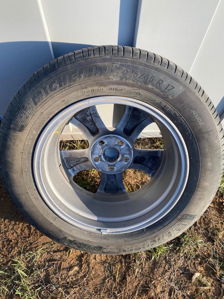 Продам диски с резиной от Toyota RAV4(возможен бартер)