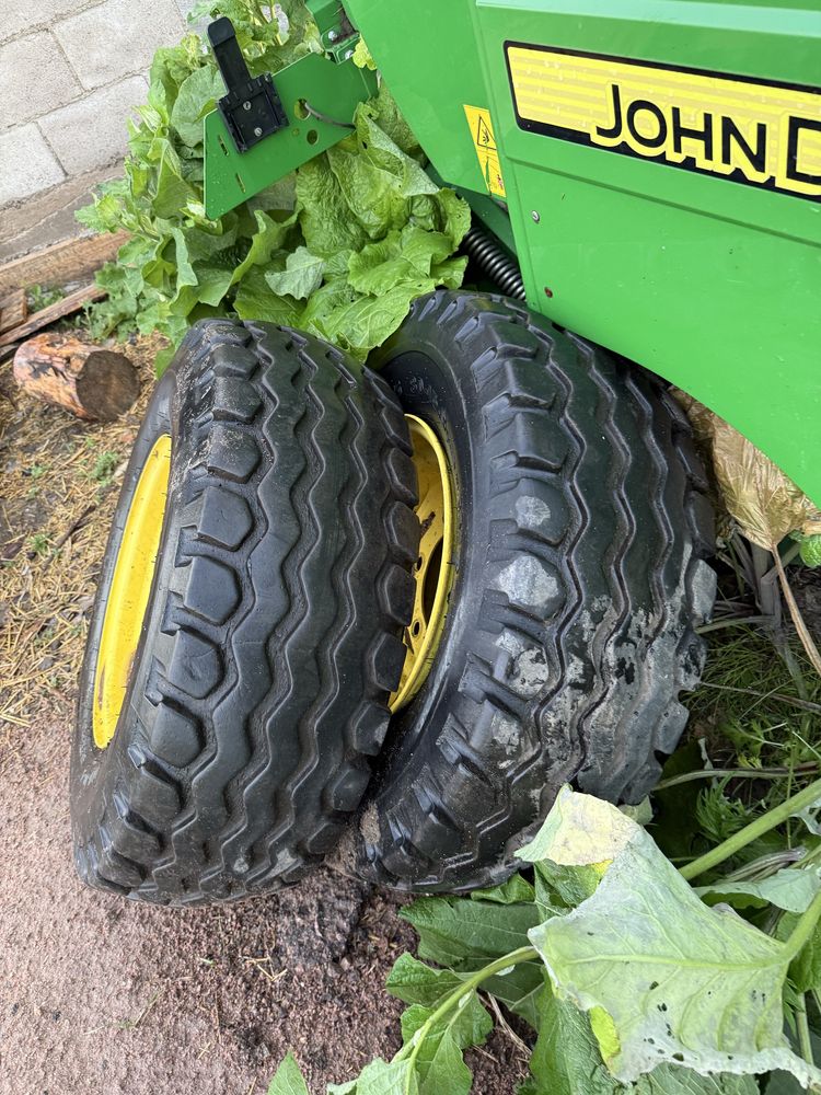 Продам пресс подборщик John Deere