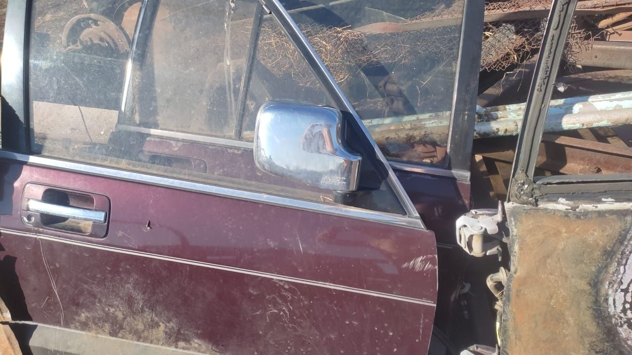 Запчасти на автомобиль продам срочно