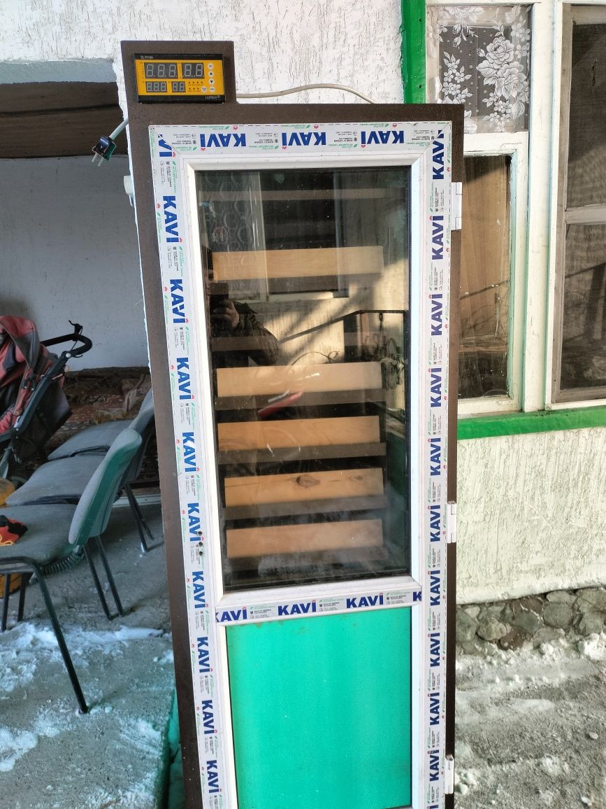 Инкубатор для перепелинных яиц
