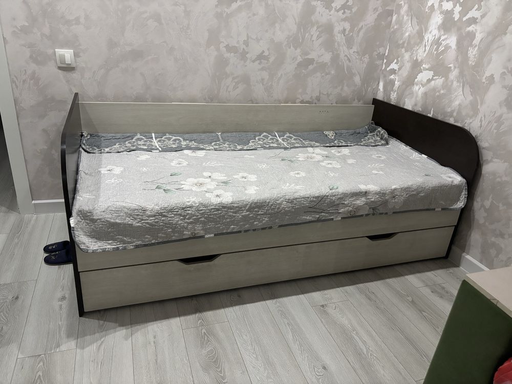 Кровать выдвижная