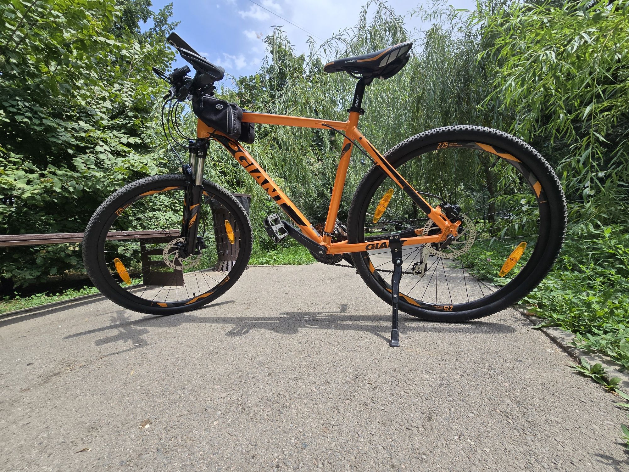 Продам Велосипед Giant Rinkon L.