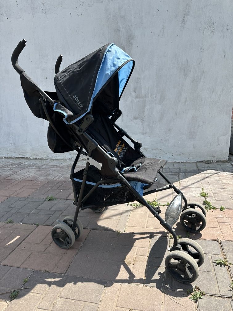 Продам отличную коляску
