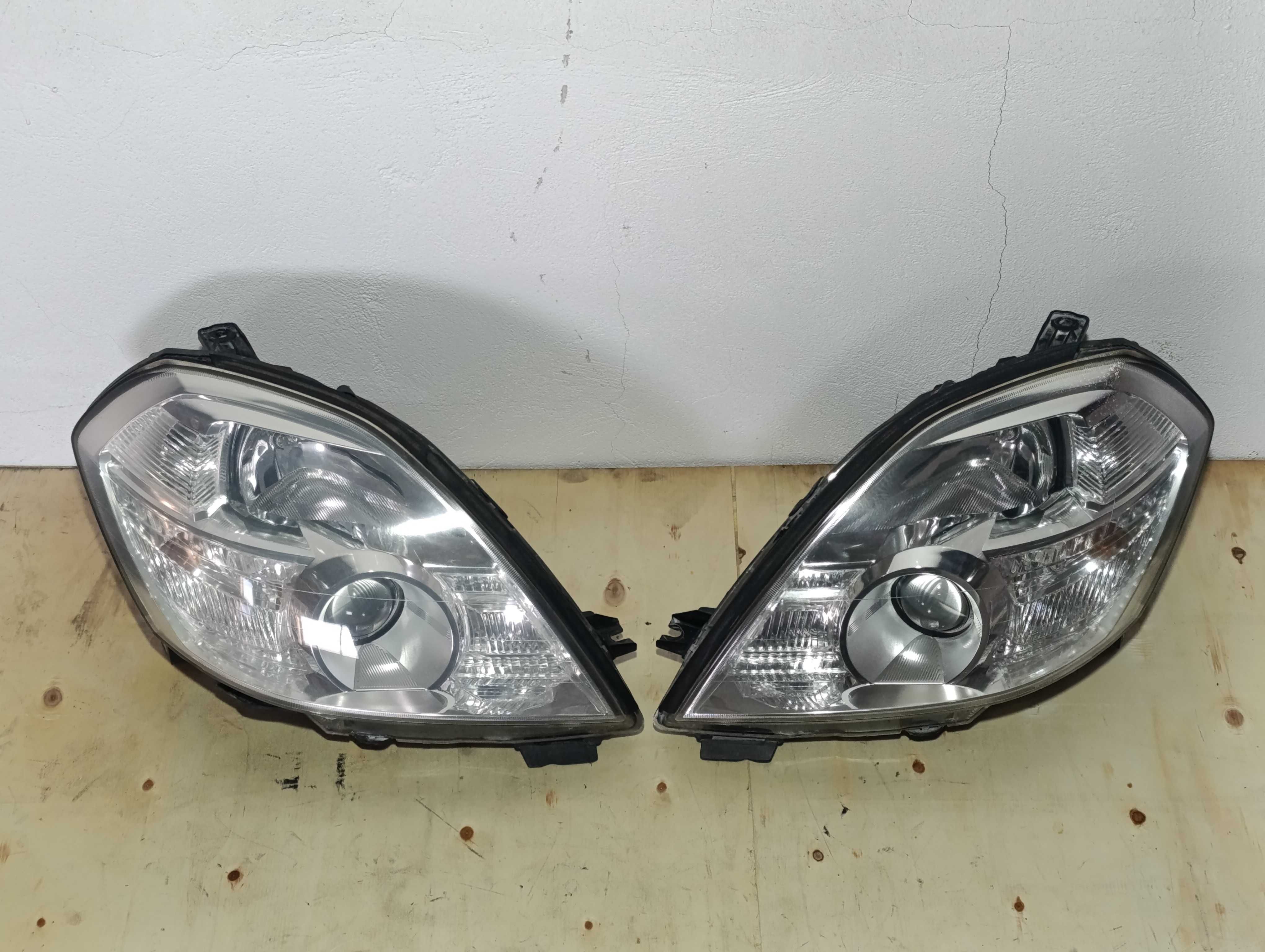 Фары передние линза Nissan Teana J31 рестайлинг 06-08г