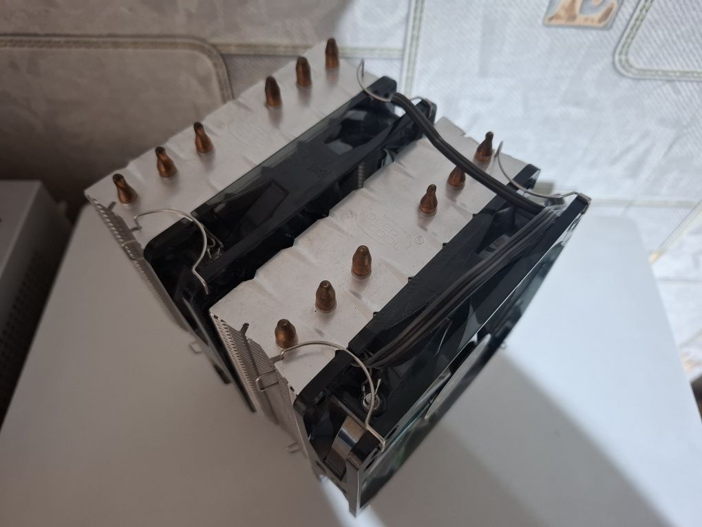 Башенный кулер с подсветкой DeepCool