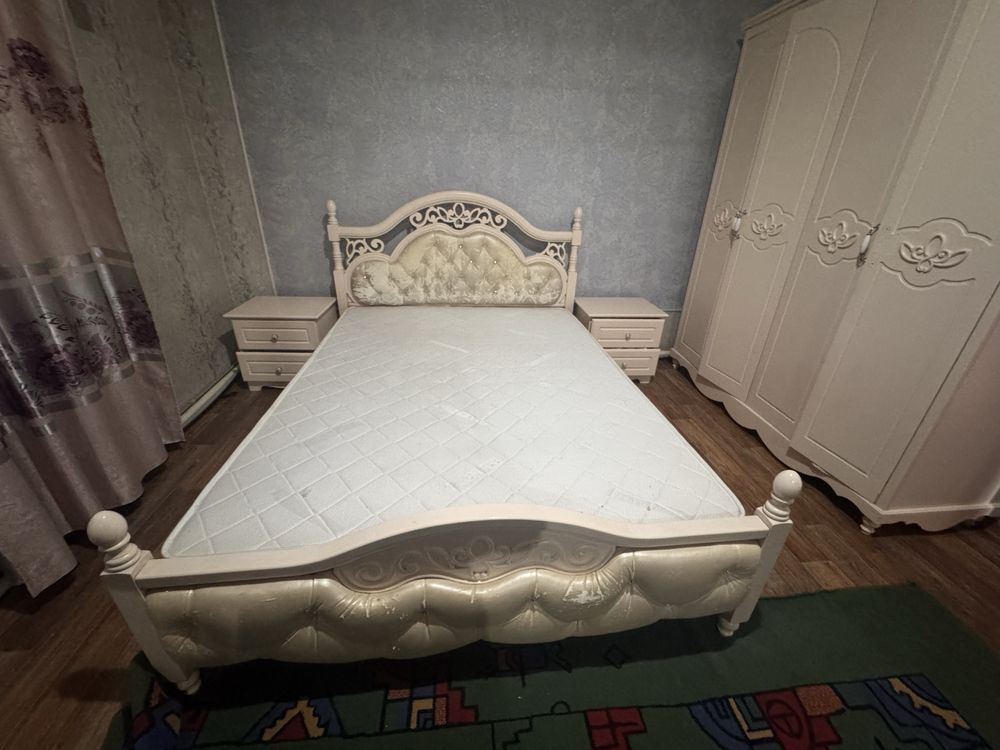 Спальная гарнитура