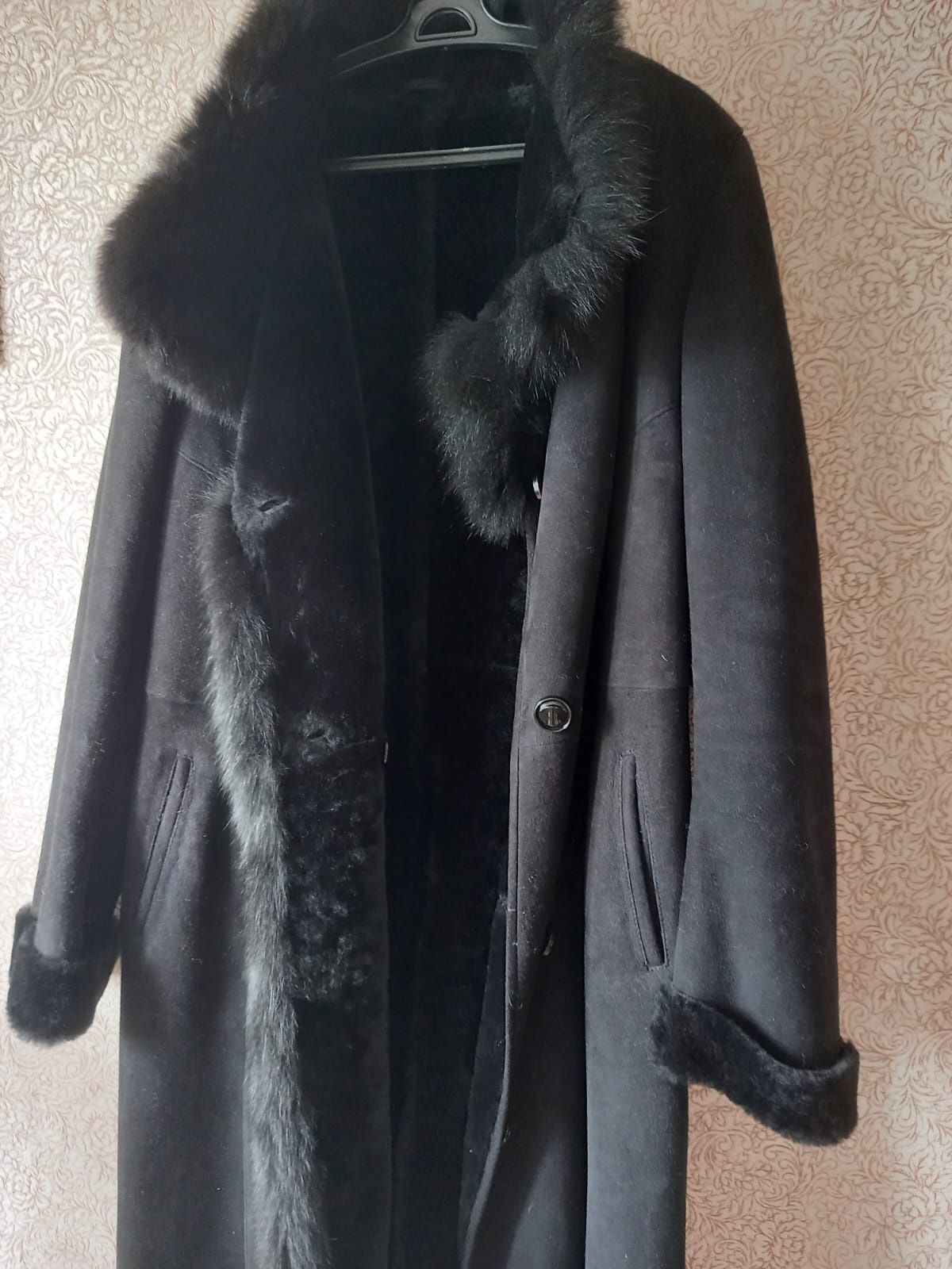 Продам дублёнку женскую натуральную (европейка) р. 48 - 50