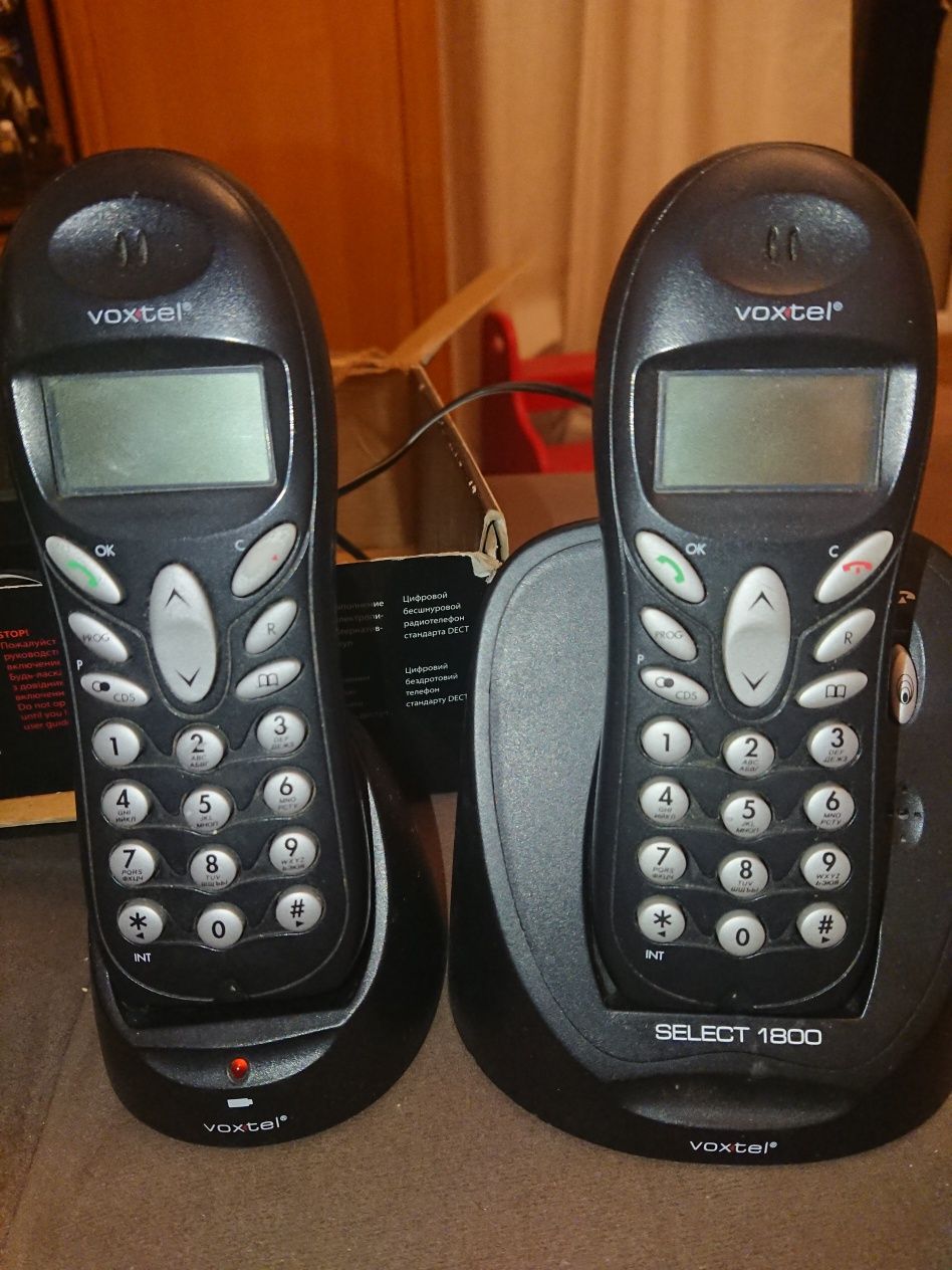Радиотелефон VOXTEL Select 1800 (DECT)