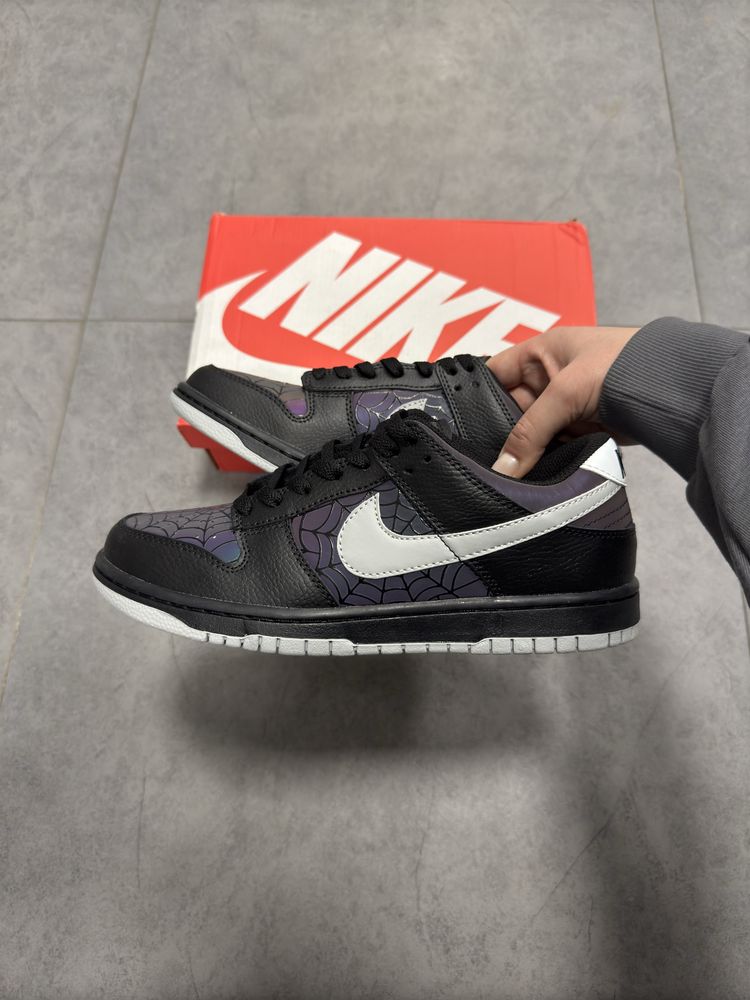 Nike Dunk Low GS Halloween