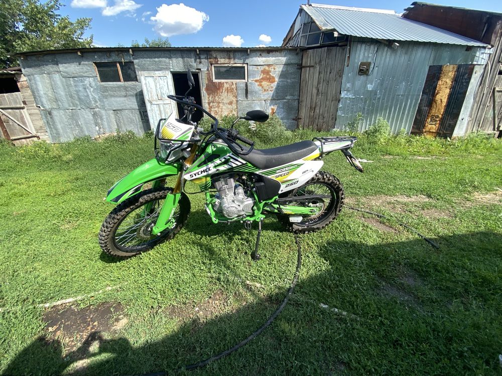 Продам Эндуро SYCMCC 250 кубов