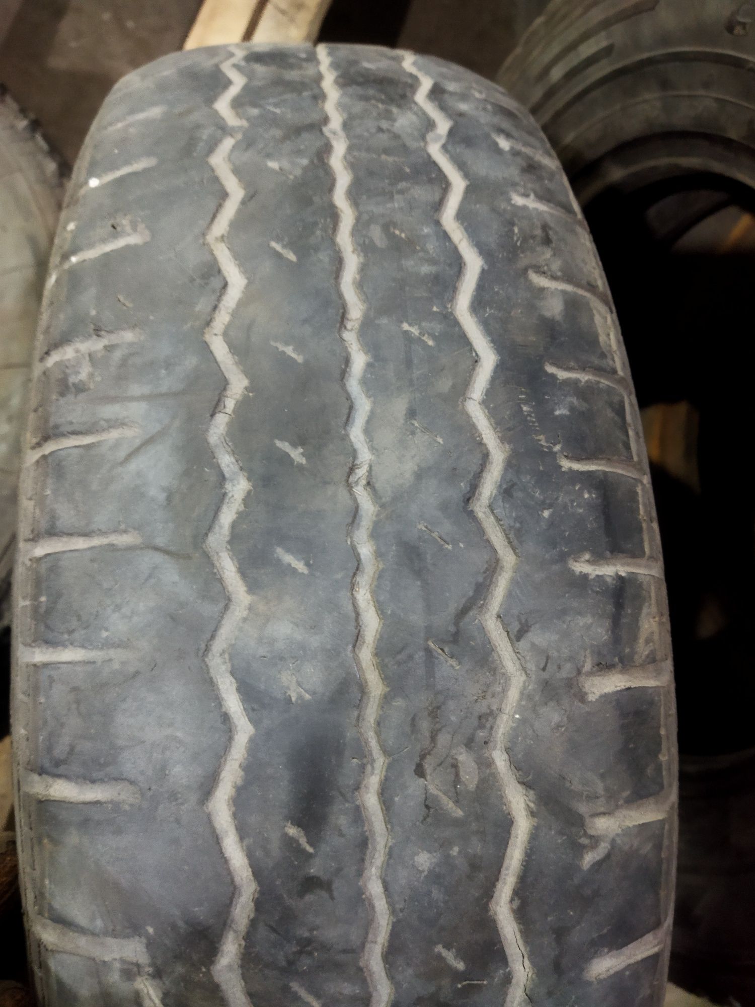Продам шины цешка 215/75/16 и 215/70/16
