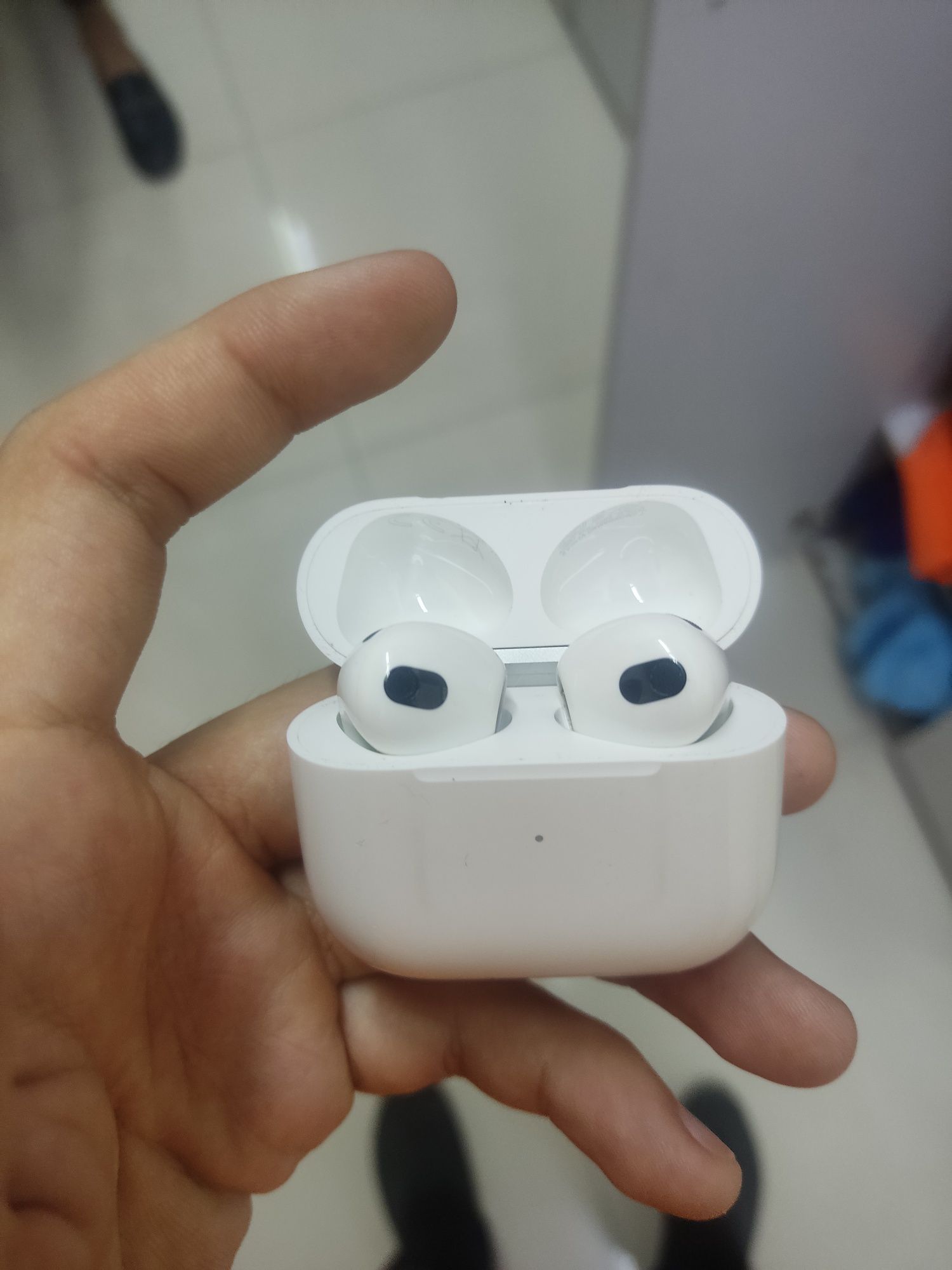 Airpods 3 serials ( им месяц )