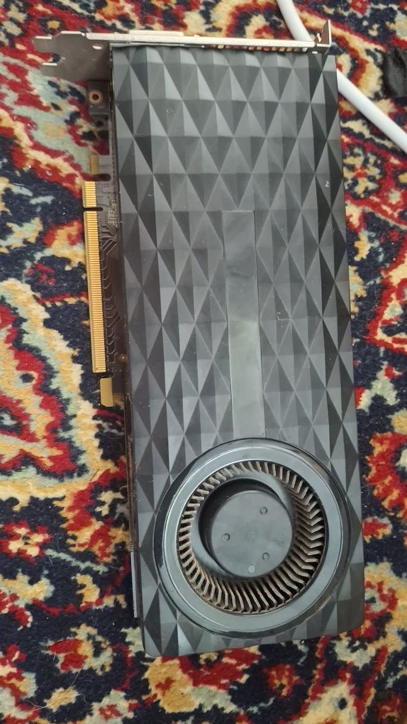 Продам видеокарту gtx960 2gb
