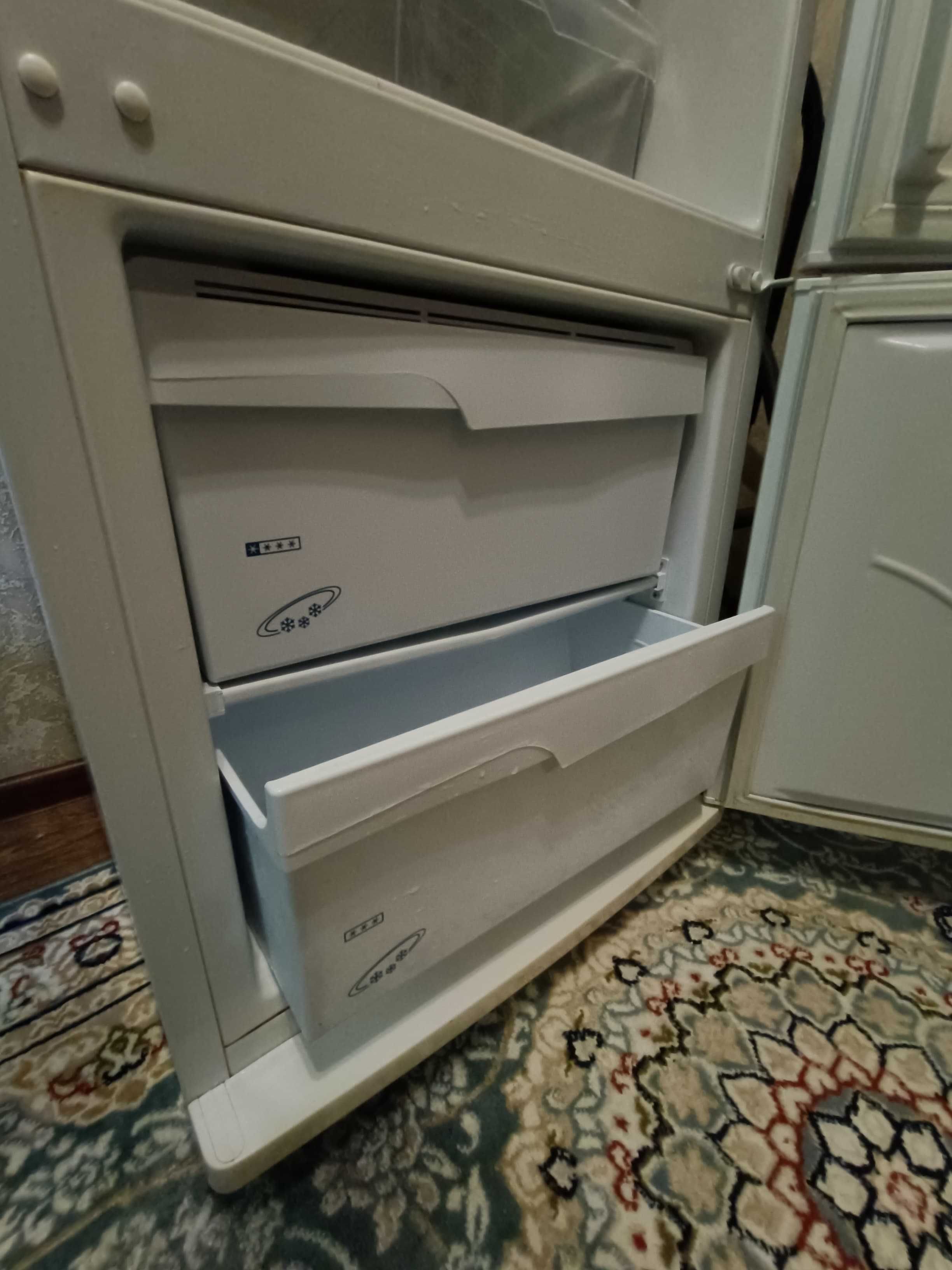 Продается холодильник
