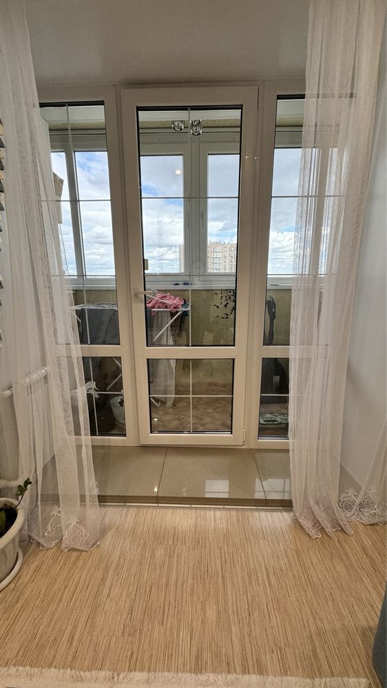 Продам 3 комнатную квартиру район 6 школы