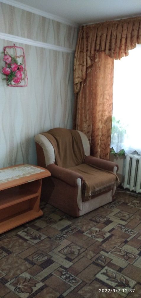 Сдам 1 комнатную квартиру посуточно  в р-он ЖДВ