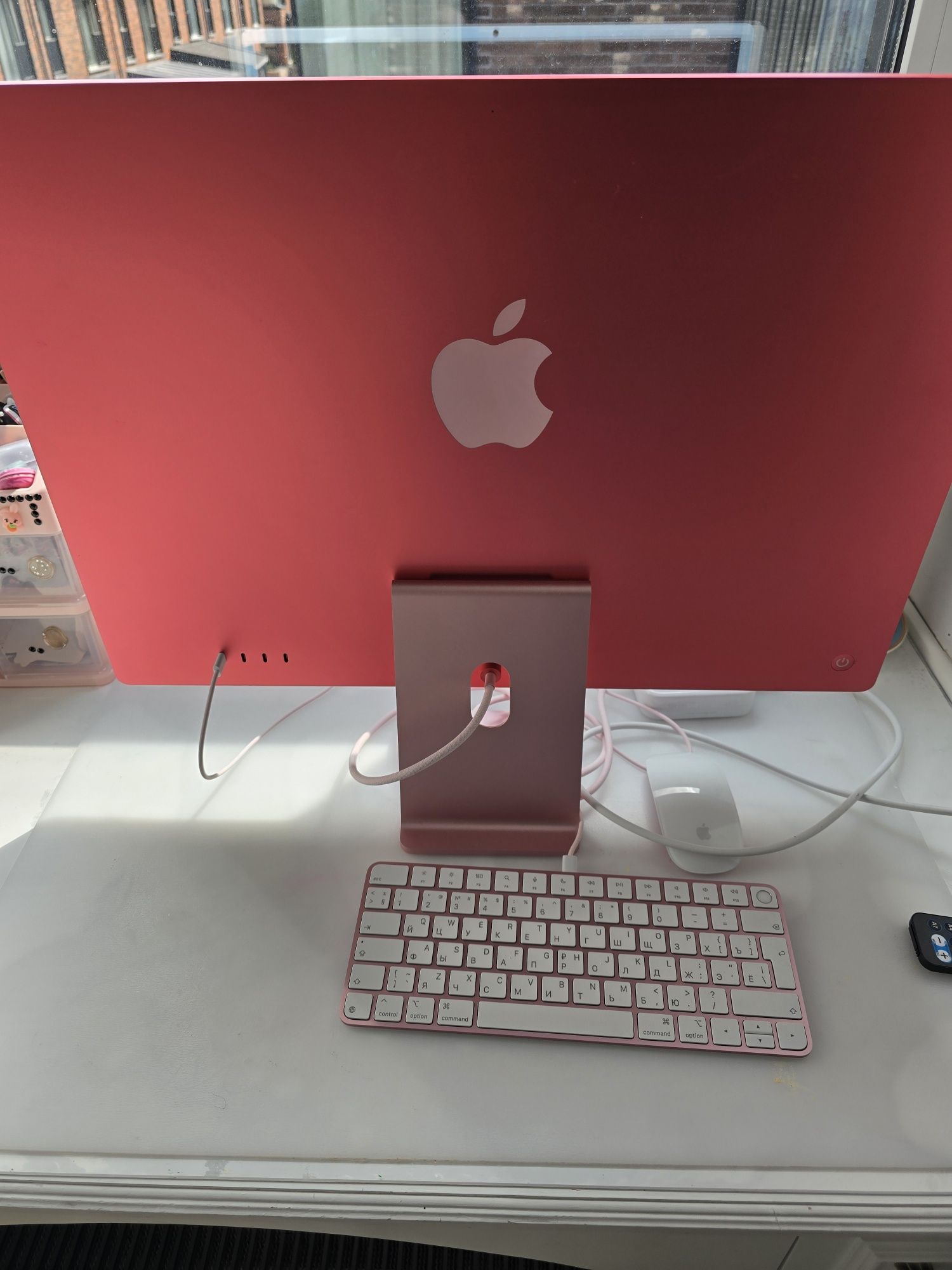 Компьютер iMAC новый,розовый