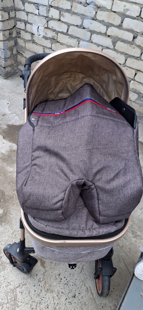 Продам коляску не дорого