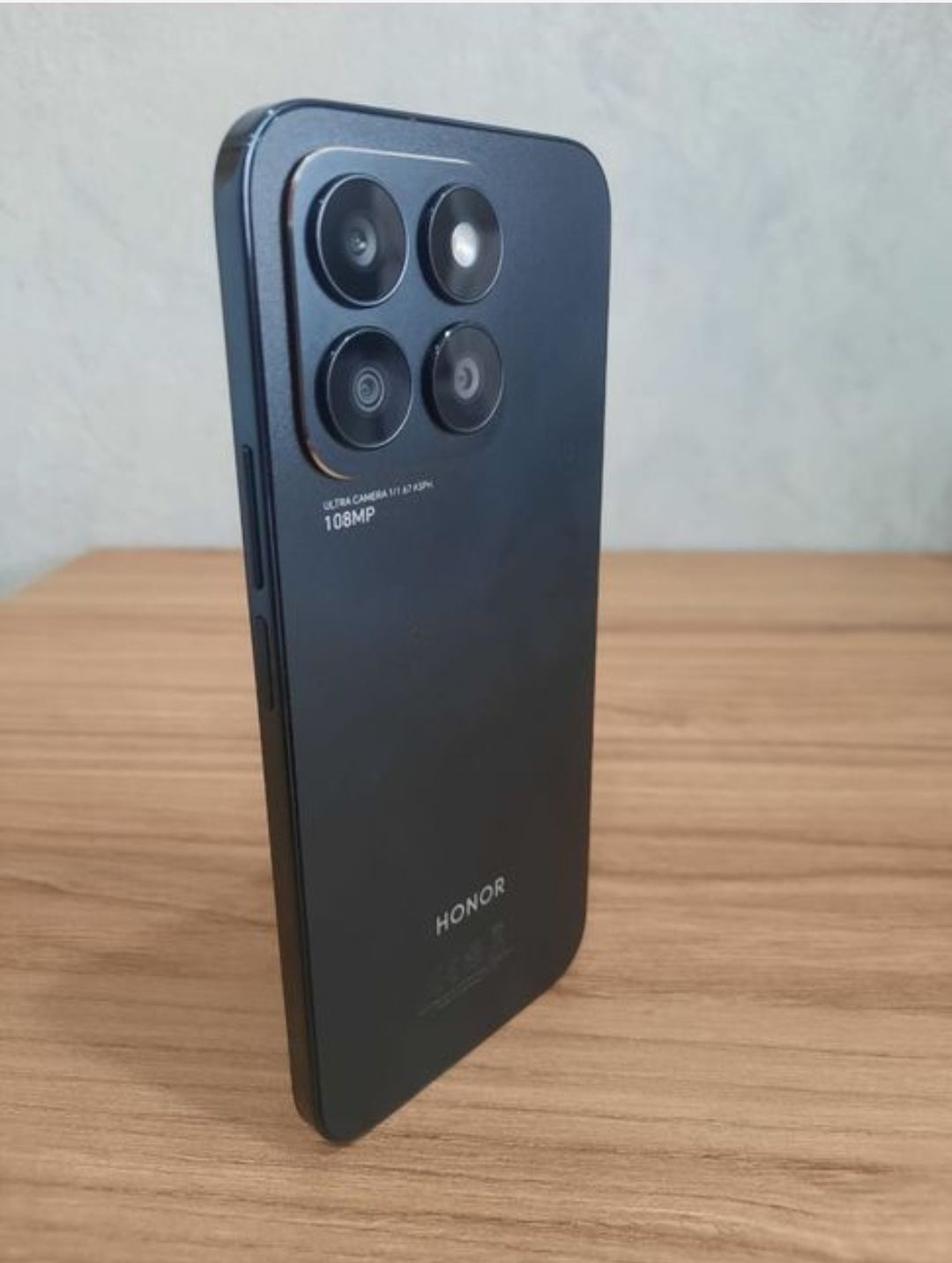 Honor X 8b 8/256Gb