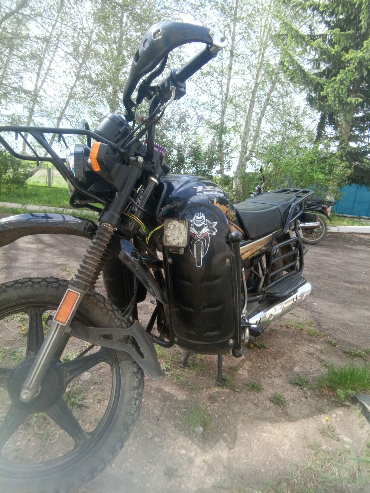 Продам мотоцикл GXS 200 кубов
