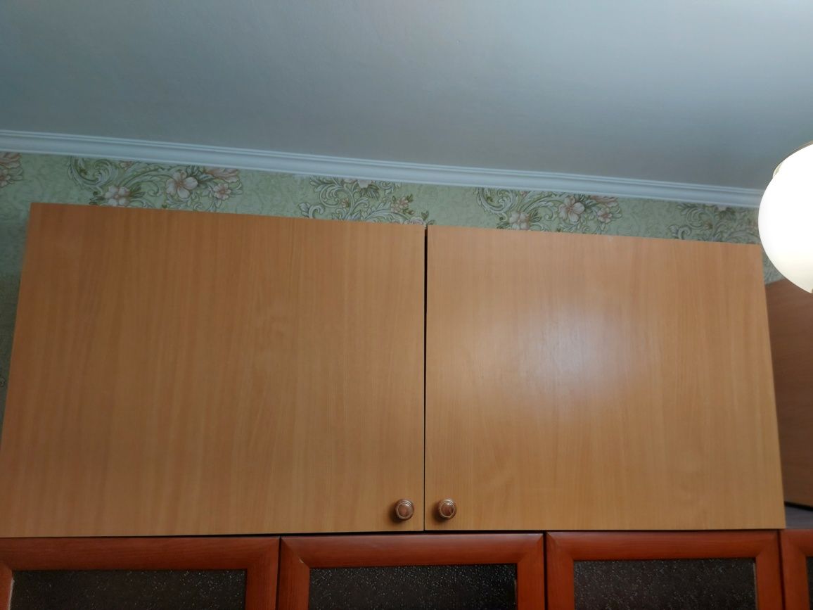 Продается мебель полки антрессоль б/у