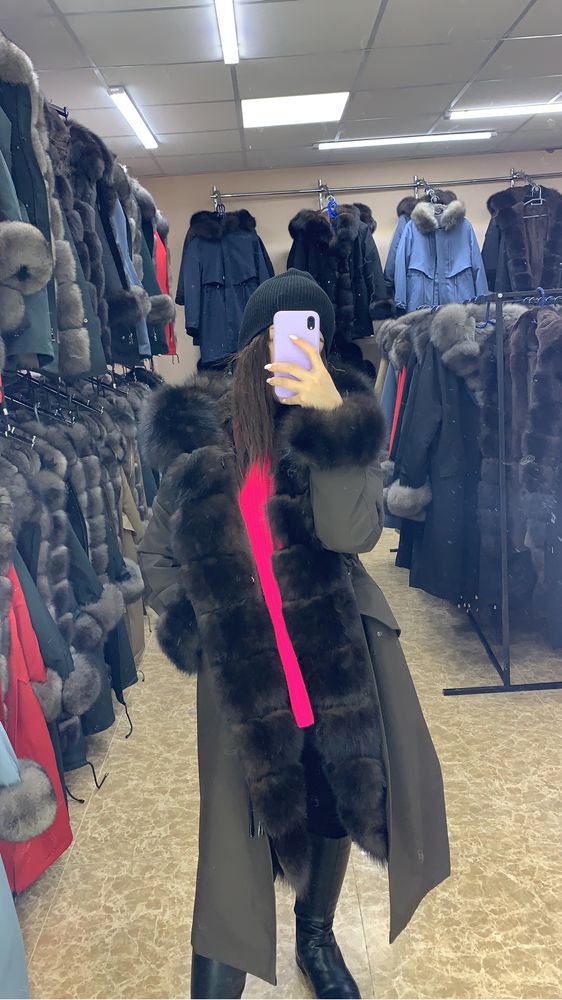 Срочно продаю парку из меха куницы