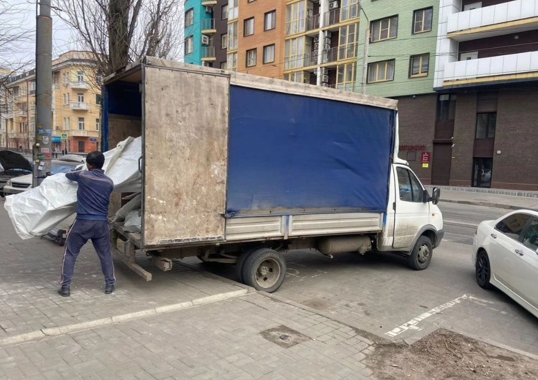 Вывоз мусора алматы паркинг газель гараж сарай грузщики есть