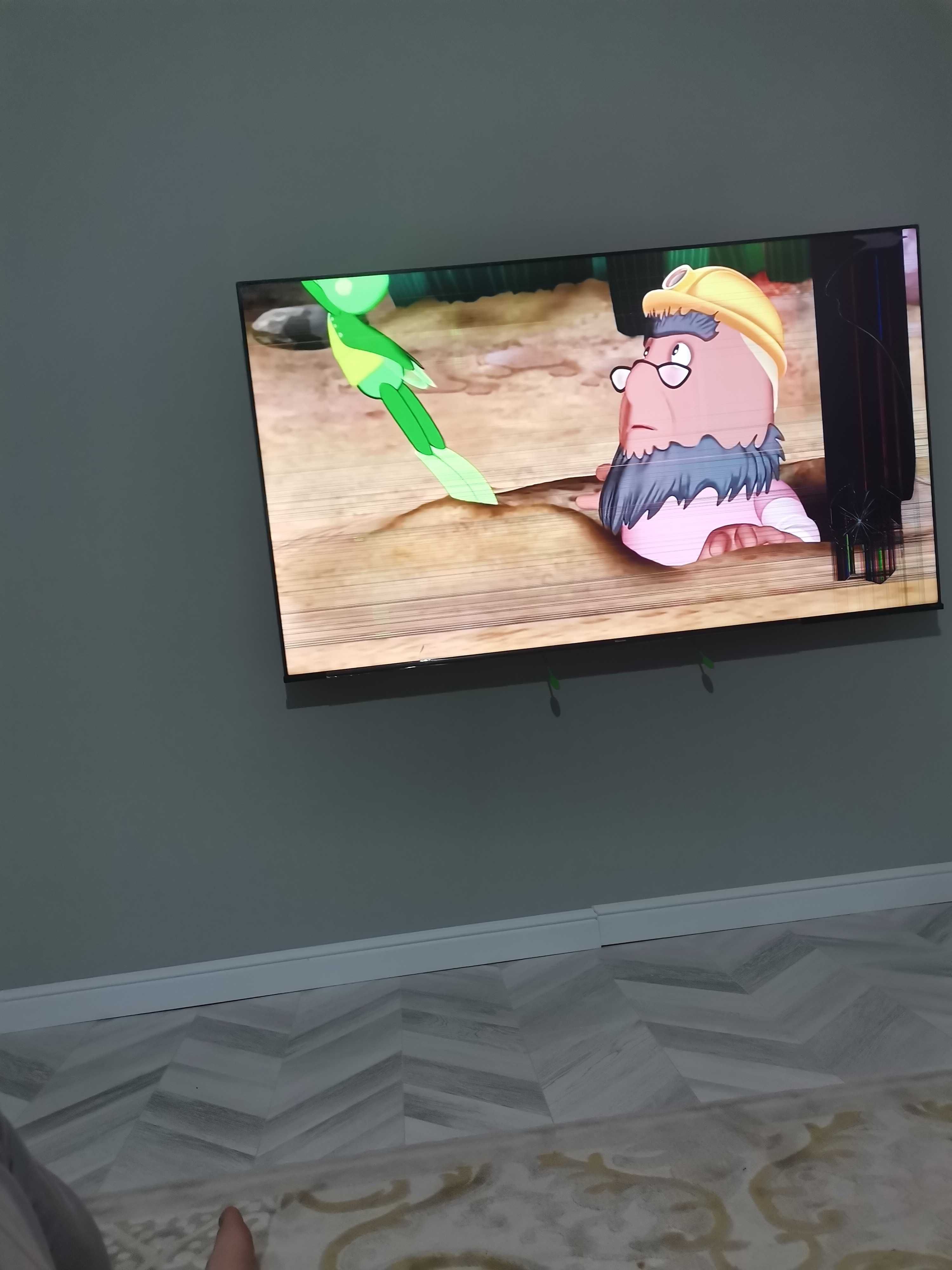 Телевизор  Hisense