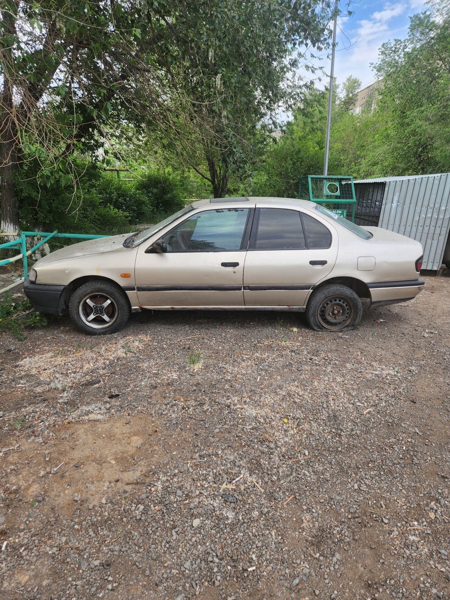 Продам или Обмен  с моей доплатой..авто ненаходу,проблема с двигателем