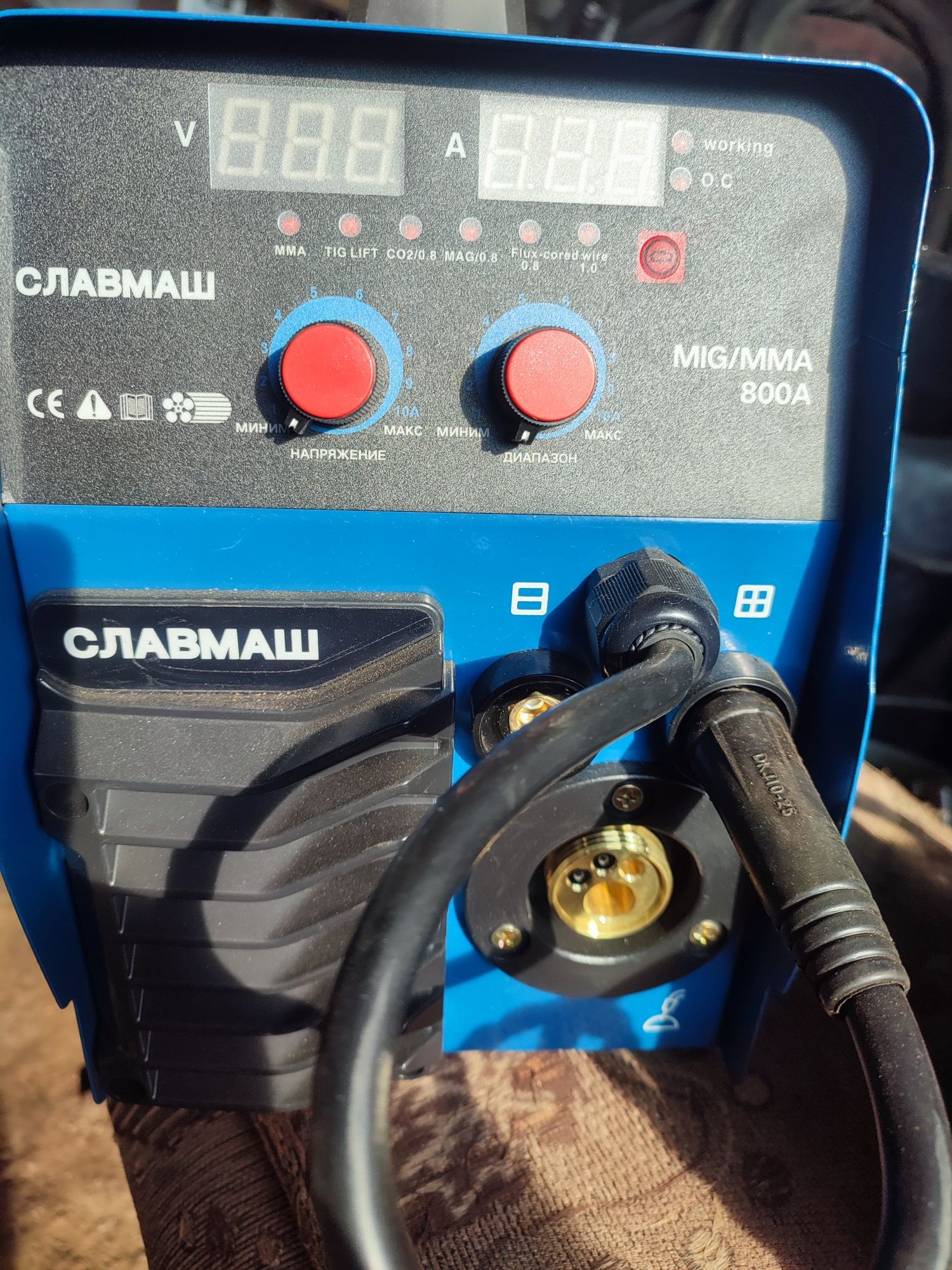 Сварочный полуавтомат, сто тридцать тысяч.
