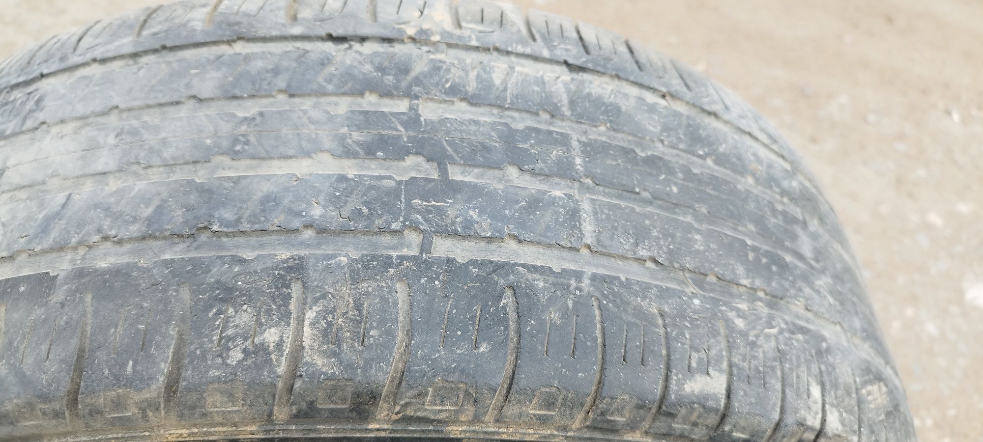 Продам 3шт летние шины 235/65/17