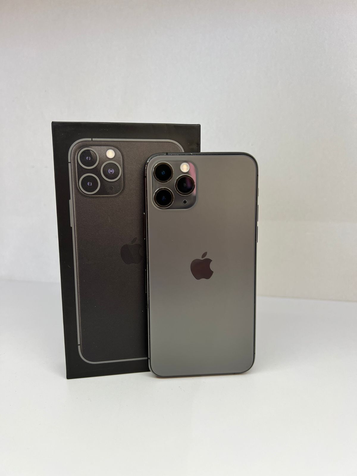 Iphone 11 pro на 256gb Айфон телефон в идеале