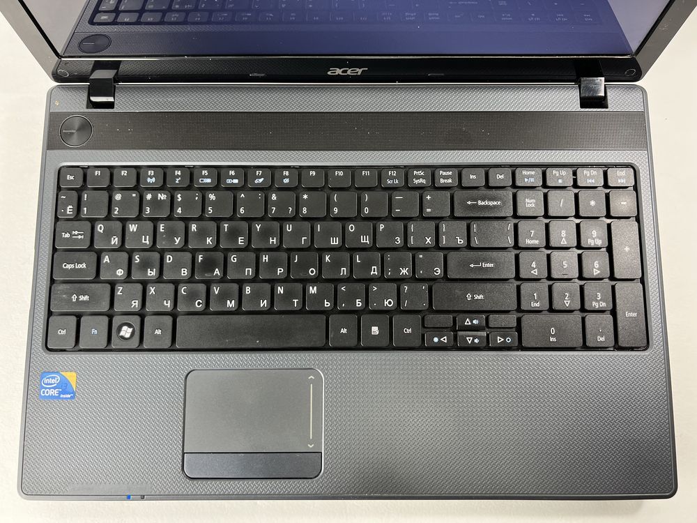 Синий ноутбук Acer Aspire 5733 , 4х ядерный